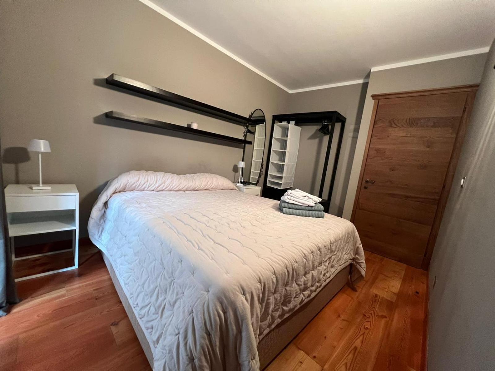 Casa Monique - Borgo Le Stalle Lunghe ปราโตเนโวโซ ภายนอก รูปภาพ